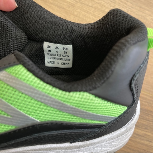 SAUCONY Kids' Dash Running Shoes sz 7 M  Green/Black - Picture 4 of 6